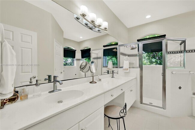 Building Photo - 8487 SW 138th Terrace