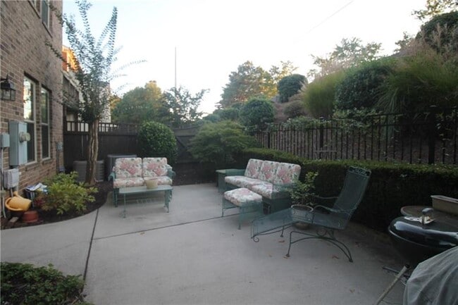 Building Photo - 7412 Portbury Park Ln