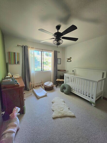 Building Photo - 2029 Willow Glen Rd