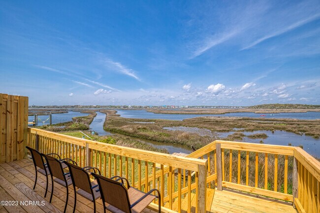 Building Photo - 1883 New River Inlet Rd