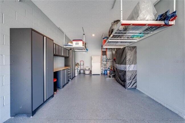 Building Photo - 5301 Amersham Ln