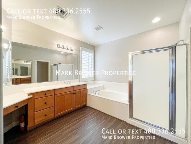 Building Photo - 1181 E Hawken Way
