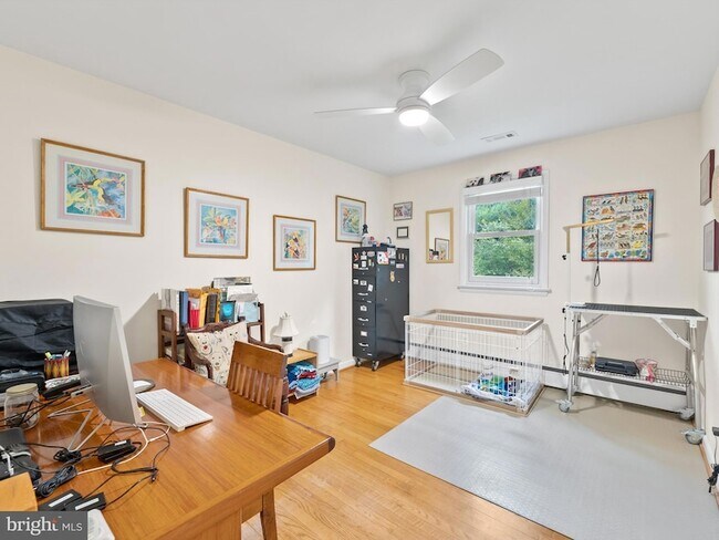 Building Photo - 9541 Bel Glade St