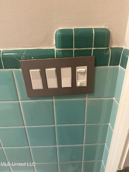 Building Photo - 3564 Cowan Pl