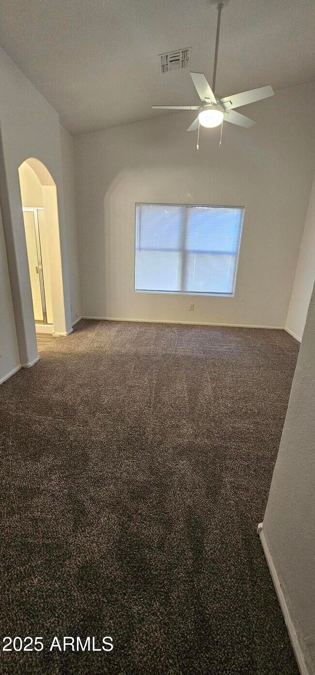 Building Photo - 11432 E Petra Ave