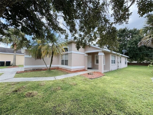 Building Photo - 1730 Bridgeview Cir
