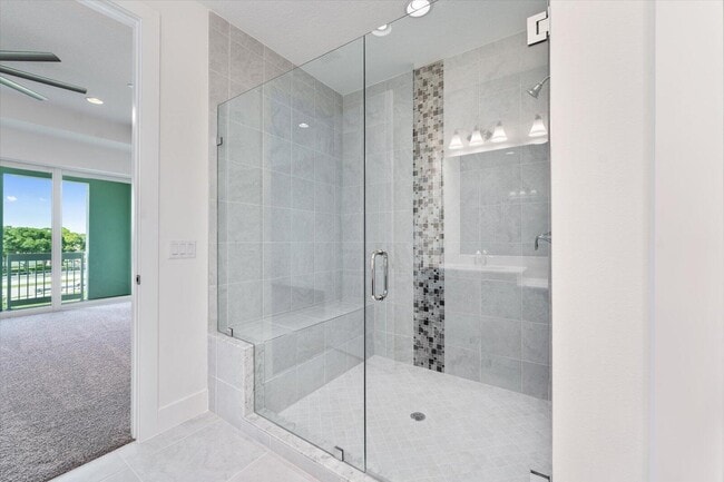 Building Photo - 12546 Gross Pointe Dr