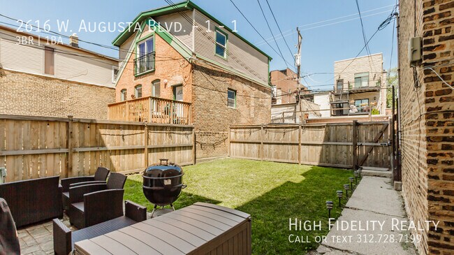 Building Photo - 2616 W Augusta Blvd