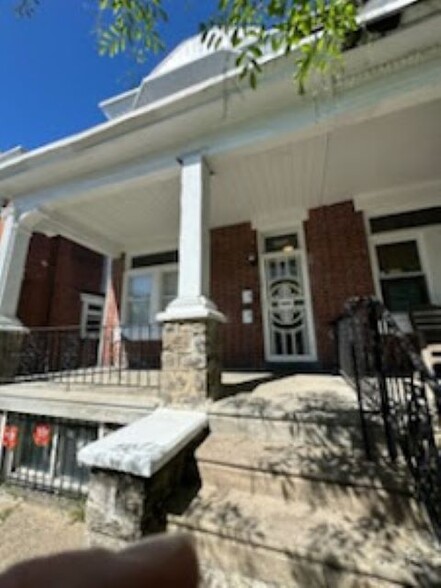 Building Photo - 4912 N Marvine St