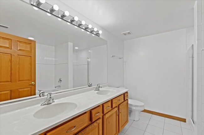 Building Photo - 2919 N Harlem Ave