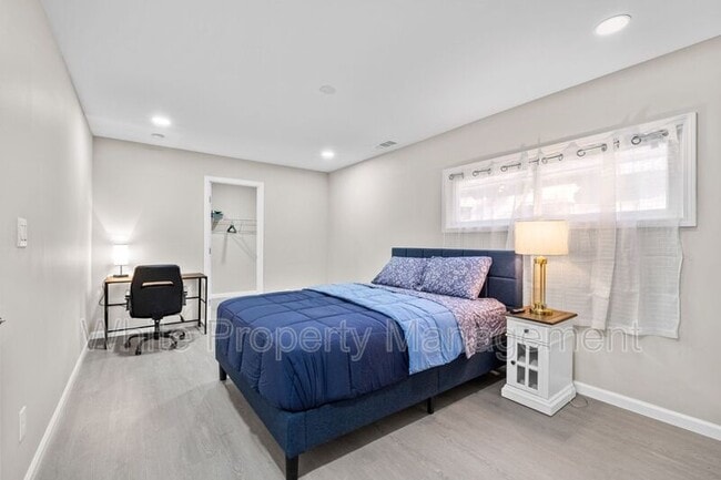 Building Photo - 2620 Englehardt St