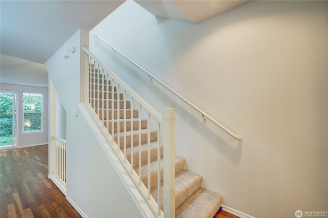 Building Photo - 2bd/2.25ba Bothell Townhome