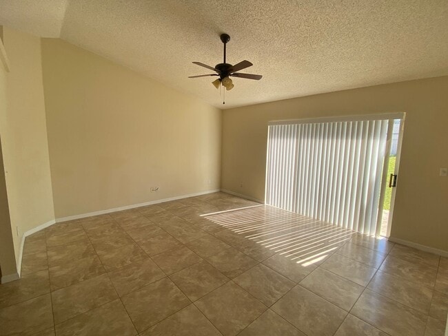 Building Photo - Home for rent