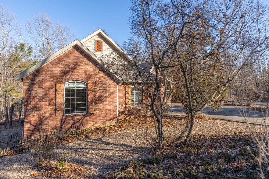 Building Photo - 1 Winchester Ln