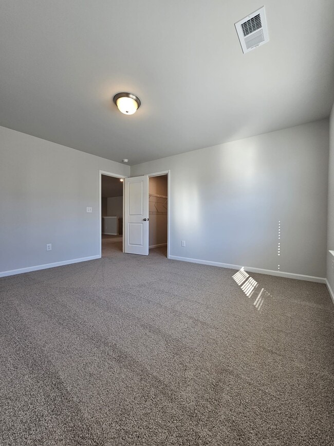 Building Photo - 110 Eclipse St