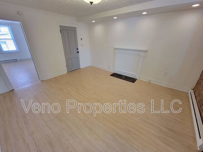 Building Photo - 3 Ashland Pl