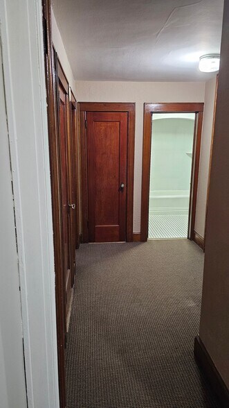 Building Photo - 415 Lincoln Ave