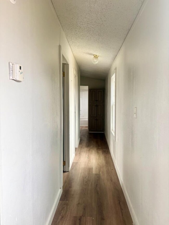 Building Photo - 150 Private Road 1610