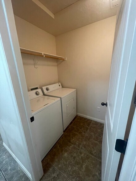 Building Photo - 4227 W 75 N