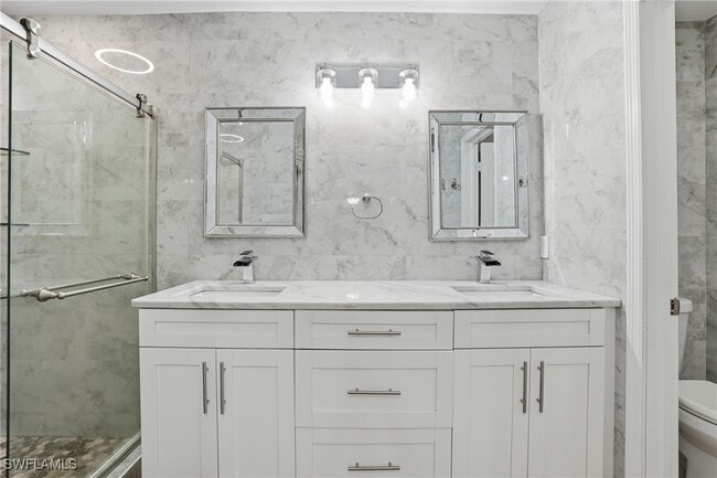 Building Photo - 4421 SW 14th Pl