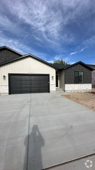Building Photo - 4749 Legacy Vlg Ln