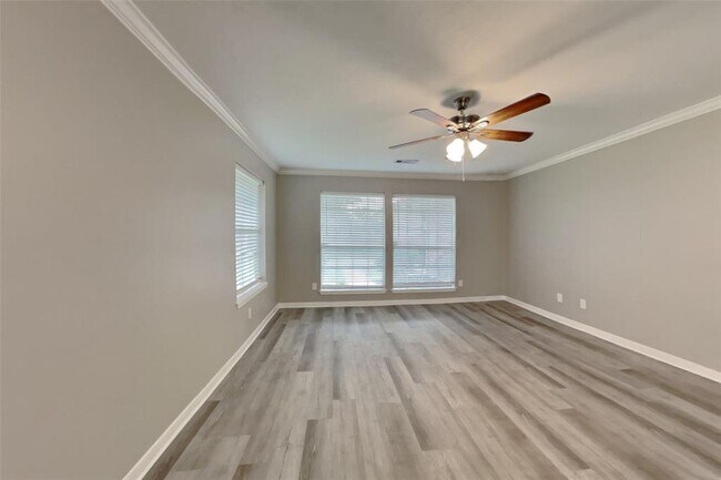 Building Photo - 18502 Dinner Creek Dr