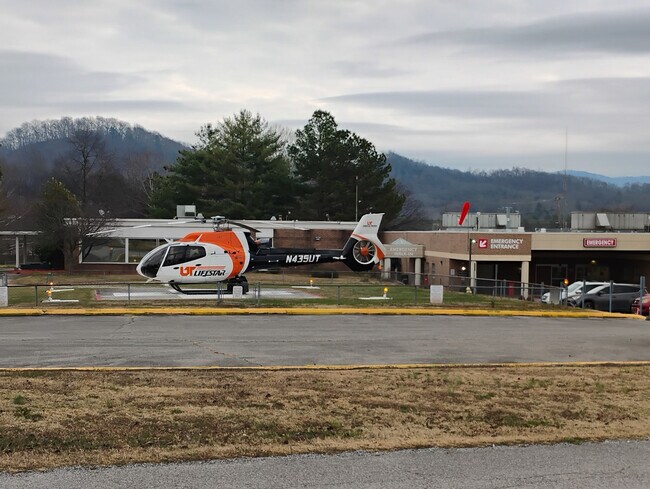 Building Photo - 305 Grady Rd