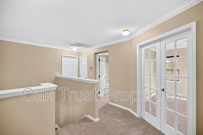 Building Photo - 7018 Bellflower Ln