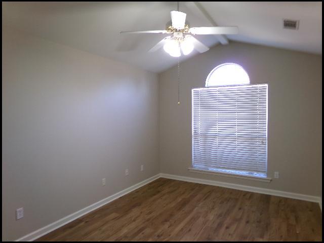 Building Photo - 12915 Misty Creek Dr