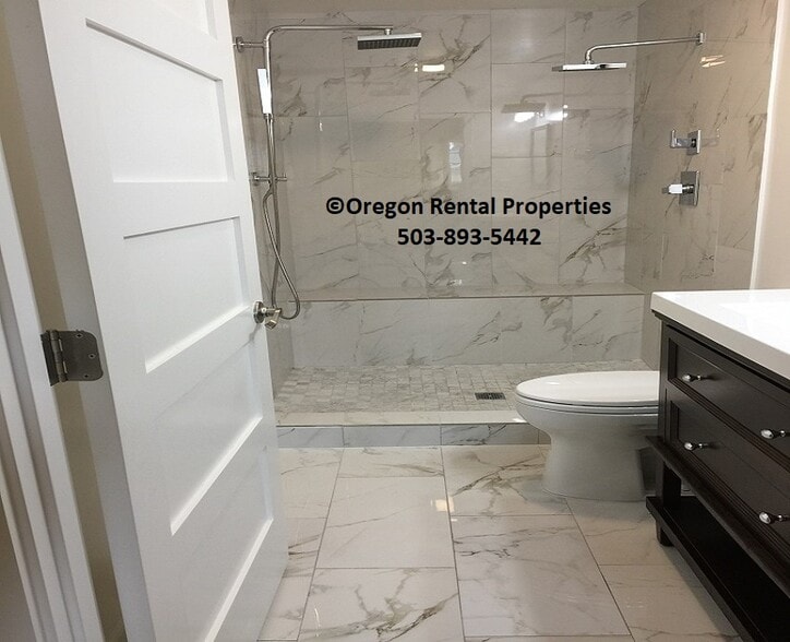 Building Photo - 2052 SE 181st Ave