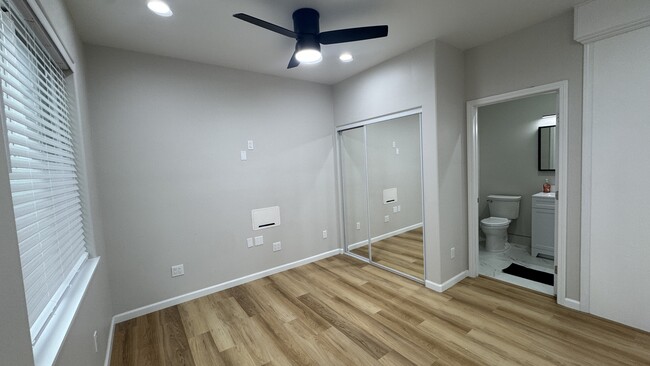 Building Photo - $3,290 *Special Offer! Brand New 2Story,2-...