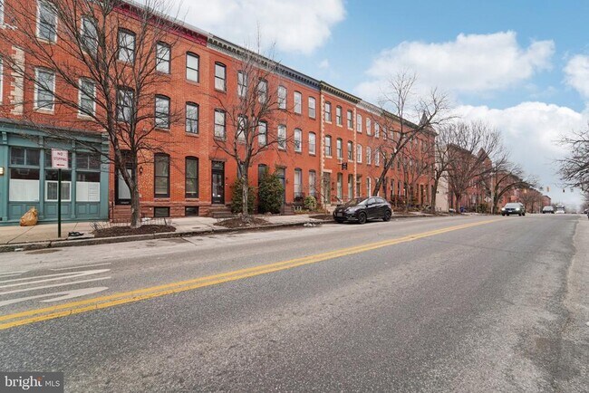 Building Photo - 2206 E Baltimore St