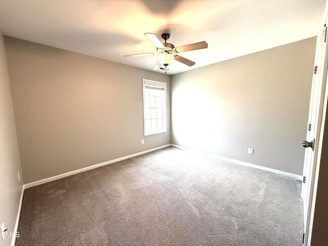 Building Photo - 514 Dragby Ln