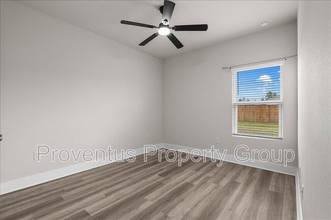 Building Photo - 3136 Silver Maple Dr