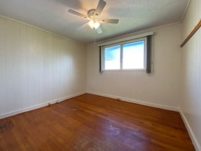 Building Photo - 3 Bedroom, 2 Bath Home for rent in Honokaa