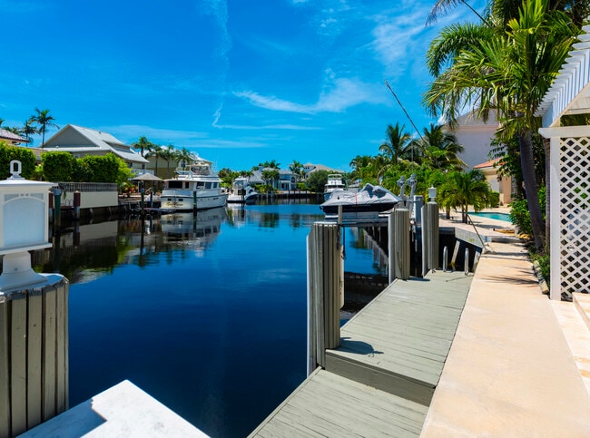 Building Photo - 3001 Jasmine Ct