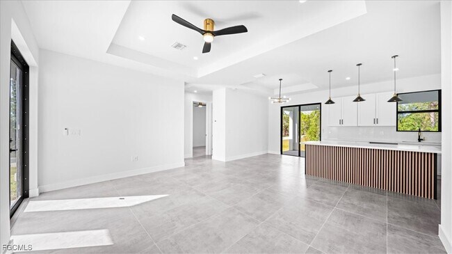 Building Photo - 4127 NW 36th Pl