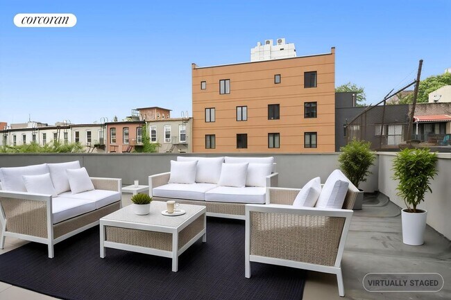 Building Photo - 217 9th St