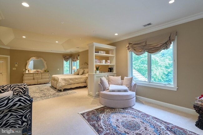 Building Photo - 7841 Montvale Way