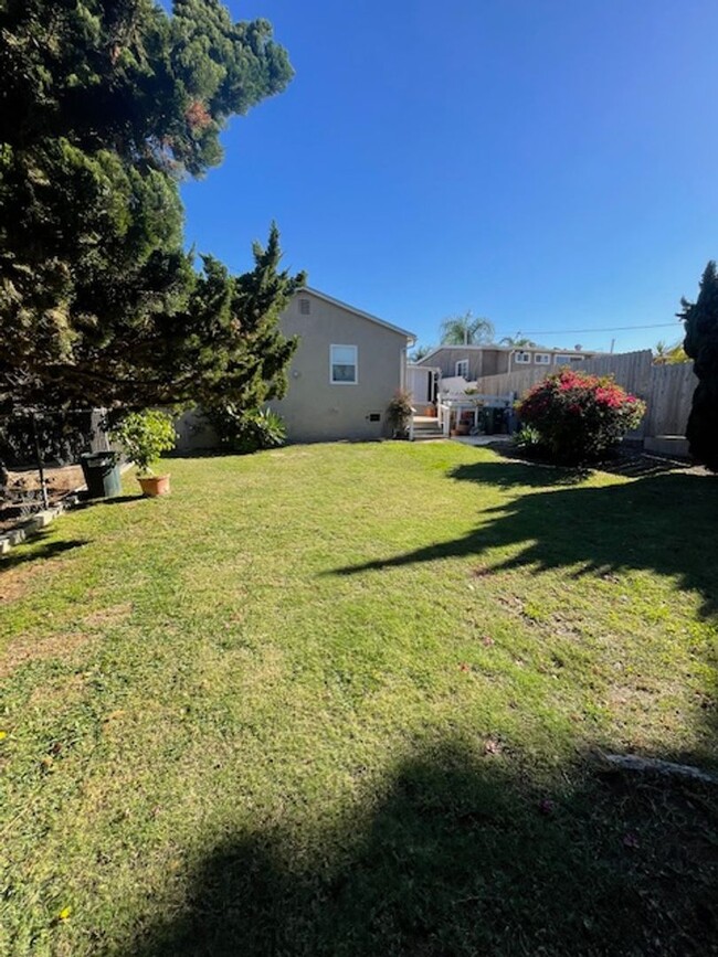 Building Photo - Gorgeous, fully remodeled house