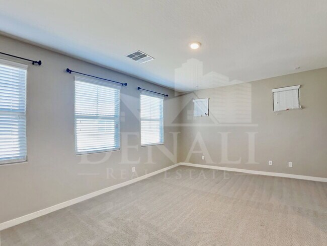 Building Photo - 651 N Abalone Dr
