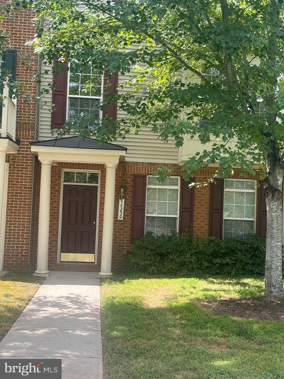 Building Photo - 44259 Huron Terrace