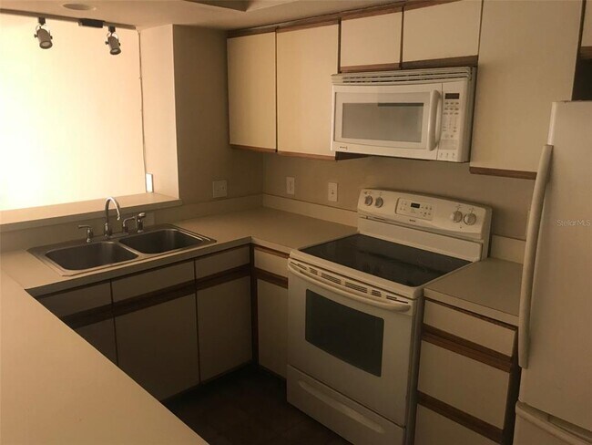 Building Photo - 2599 Dolly Bay Dr