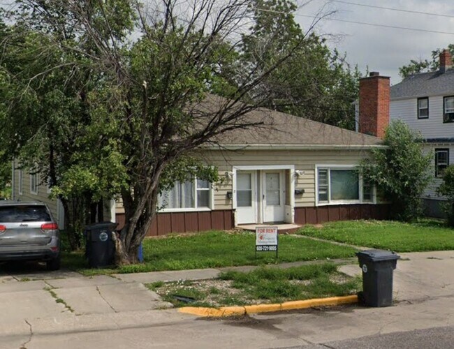 Building Photo - 410 Quincy St