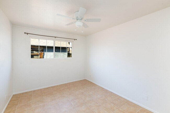 Building Photo - 111 Sunset Blvd