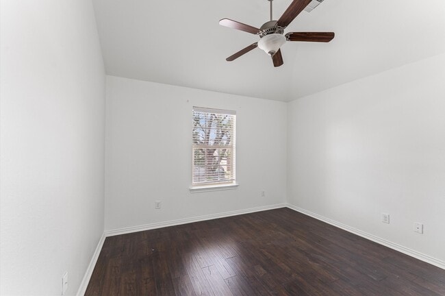 Building Photo - 1922 Boren Dr