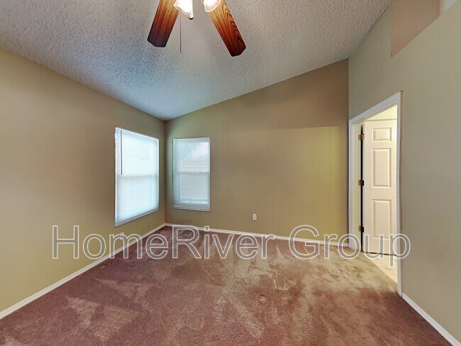 Building Photo - 9824 Morris Glen Way