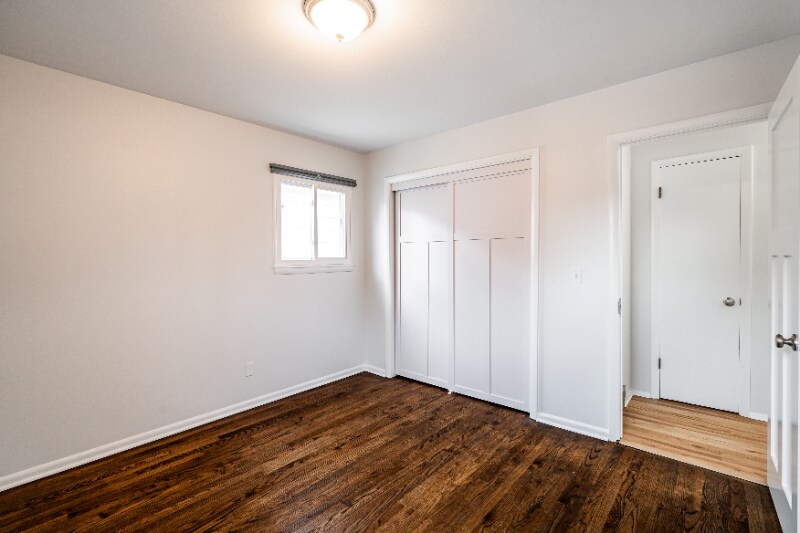 Building Photo - 638 S 66th St