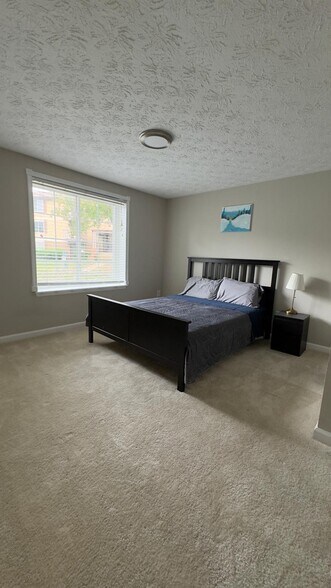 Building Photo - 8382 Brockham Dr