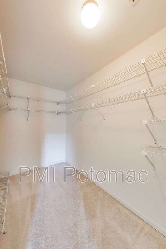 Building Photo - 14672 Brougham Way
